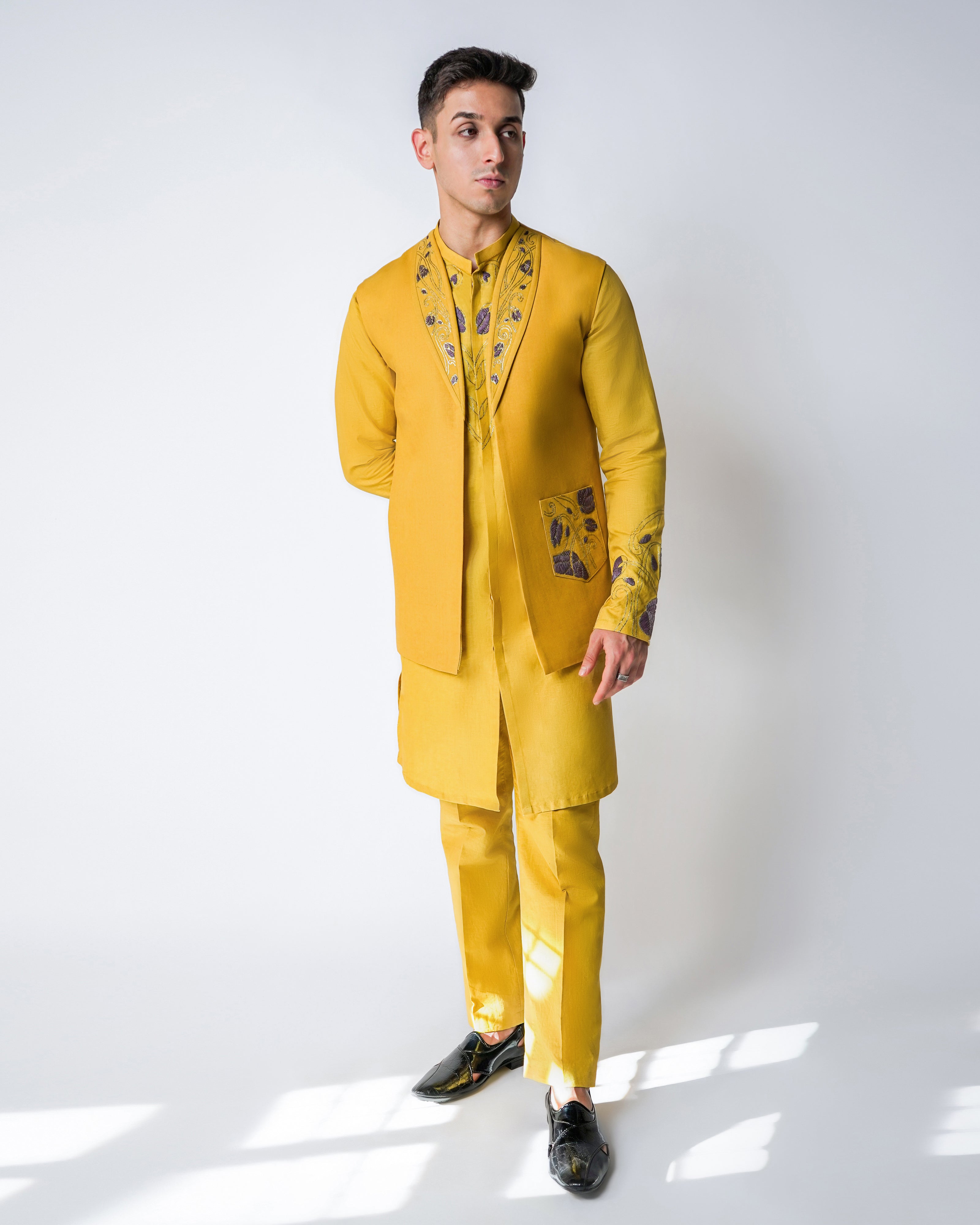 Haldi Yellow Linen with purple 3D Raffia and gold hammered Kasab Handwork bundi set