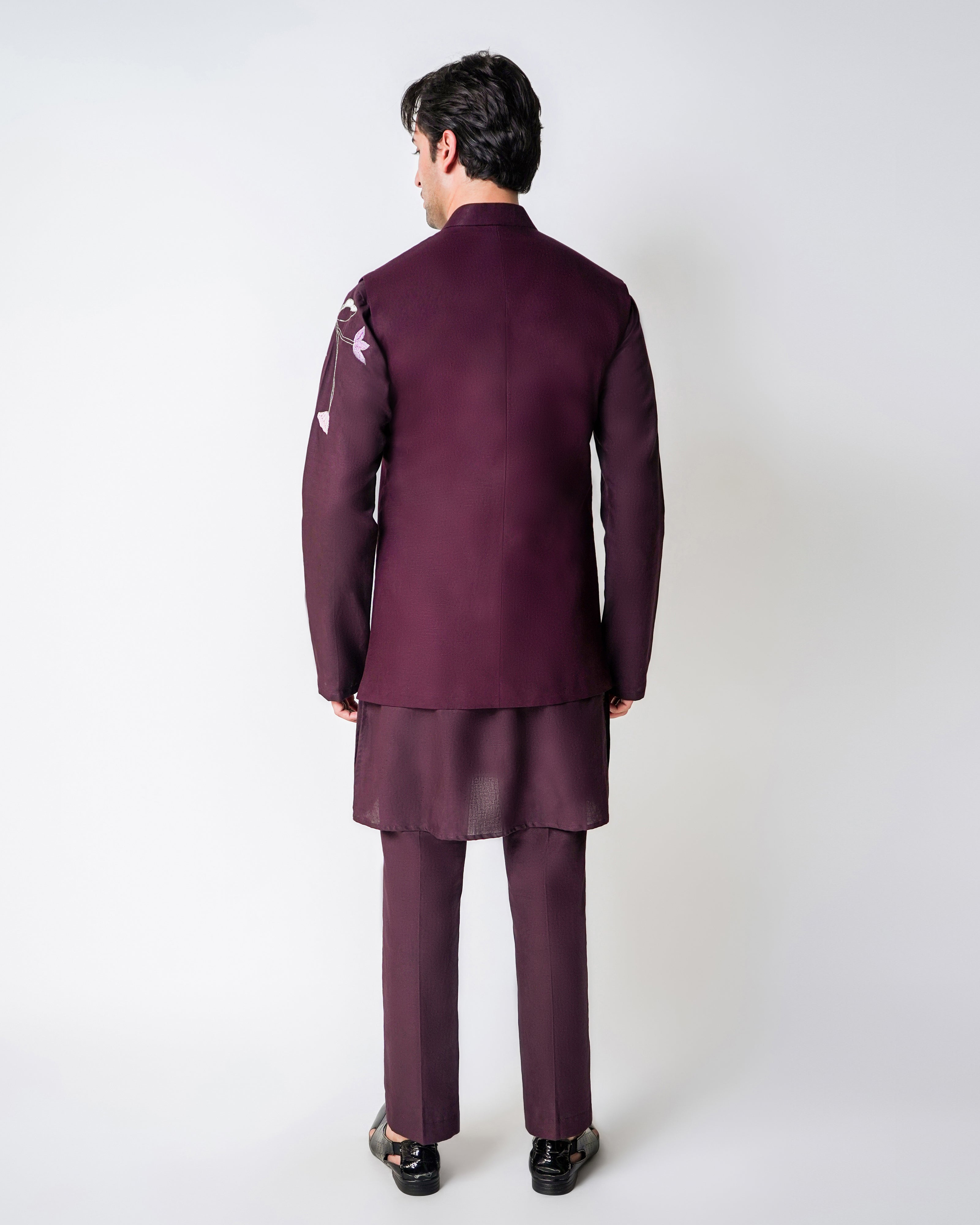 Deep Wine Linen with assymteric 3D Raffia and silver Kasab Handwork withm metal discs bundi set