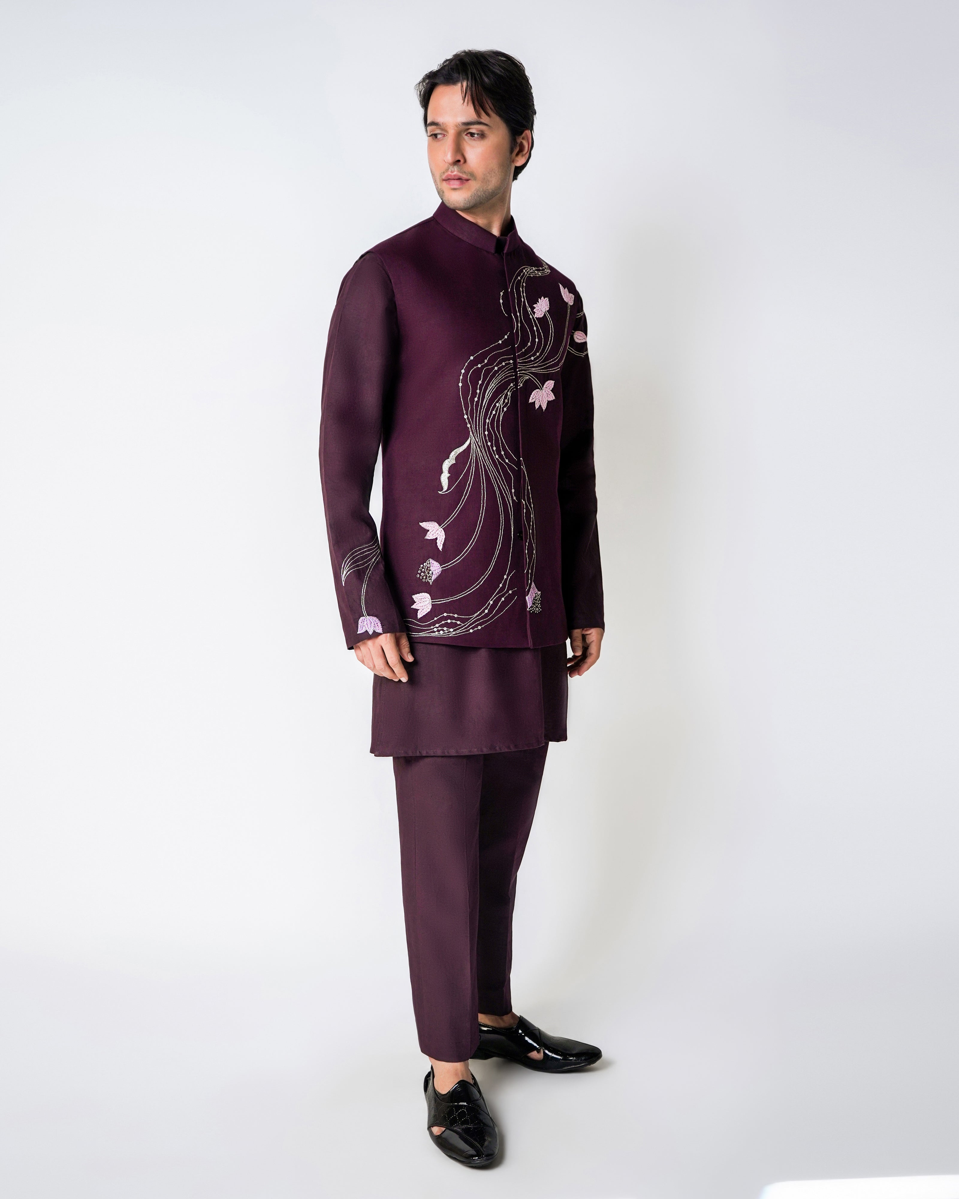 Deep Wine Linen with assymteric 3D Raffia and silver Kasab Handwork withm metal discs bundi set